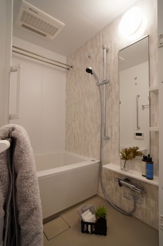 バス・シャワールーム　バス