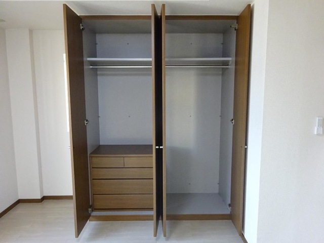 収納　クローゼット(リビング)
