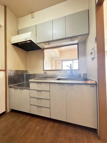 キッチン　別号室の写真です。ご参考までに