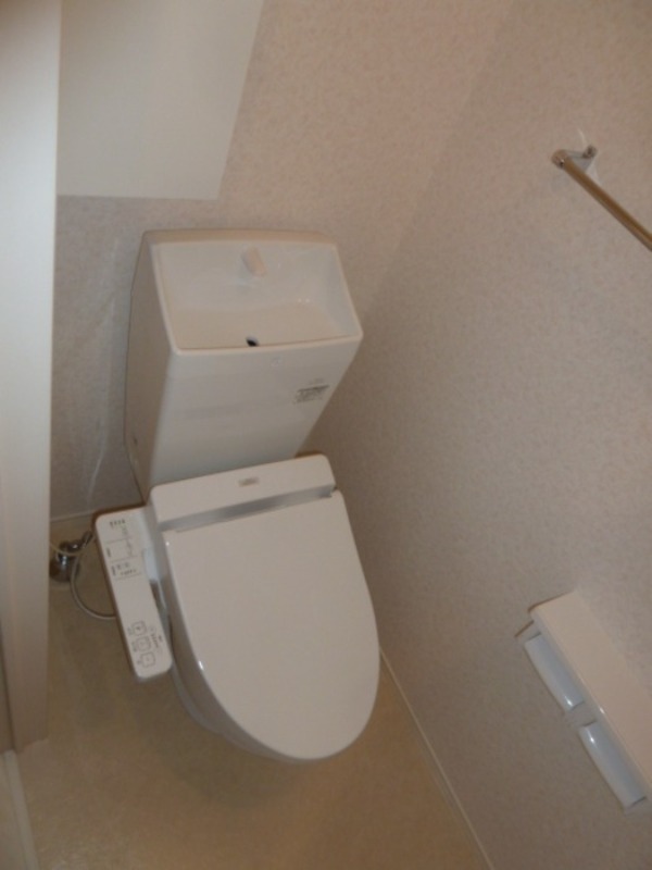 トイレ　図面と現状に相違がある場合には現状を優先