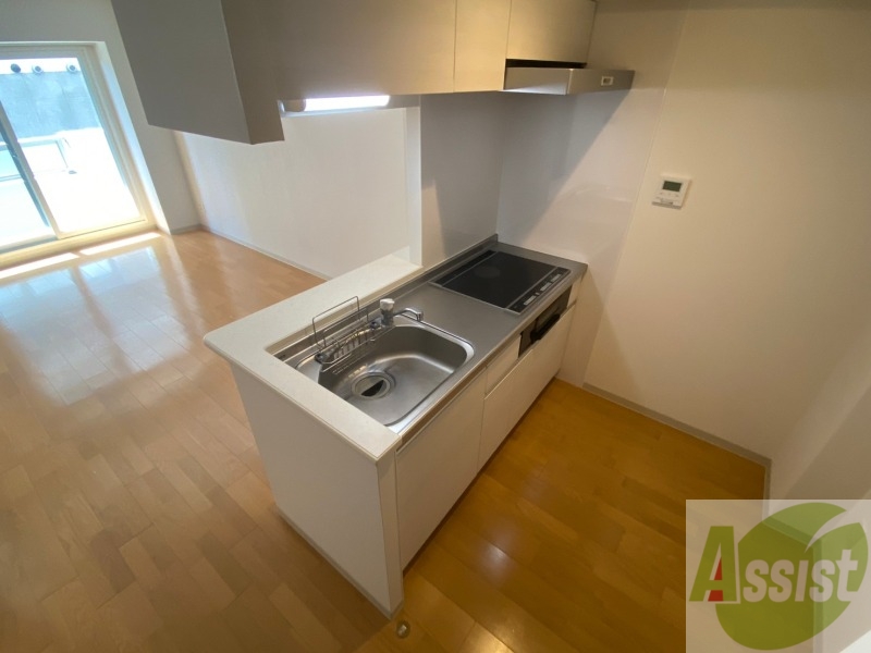 キッチン　キッチンは調理スペースもあり料理がはかどりそうです。