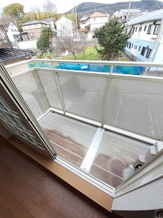 バルコニー　バルコニー