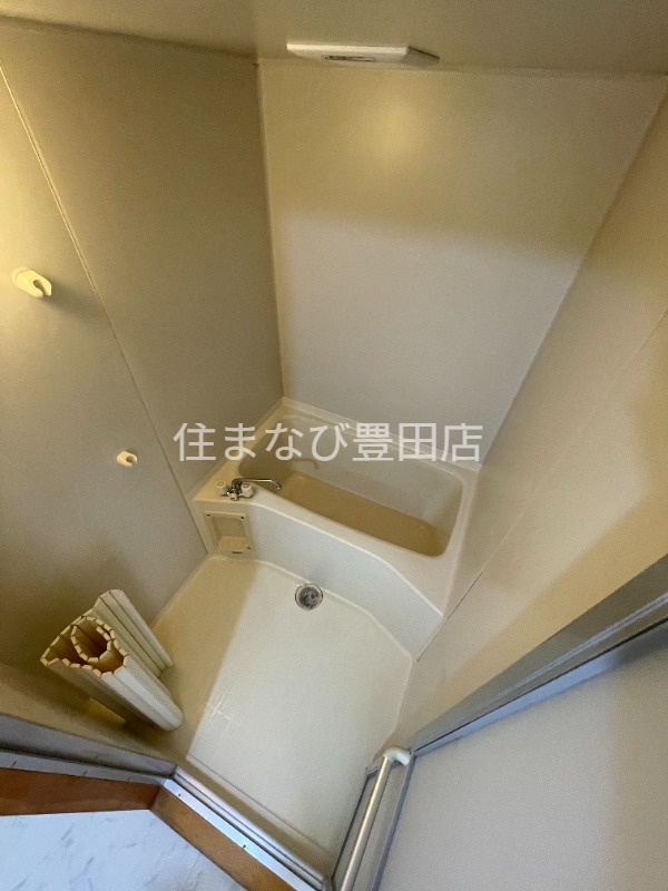 バス・シャワールーム　別部屋同型写真