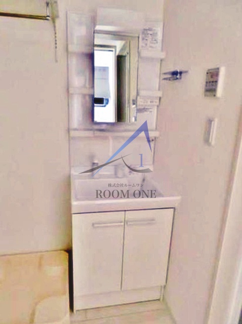 洗面設備　洗面台です。