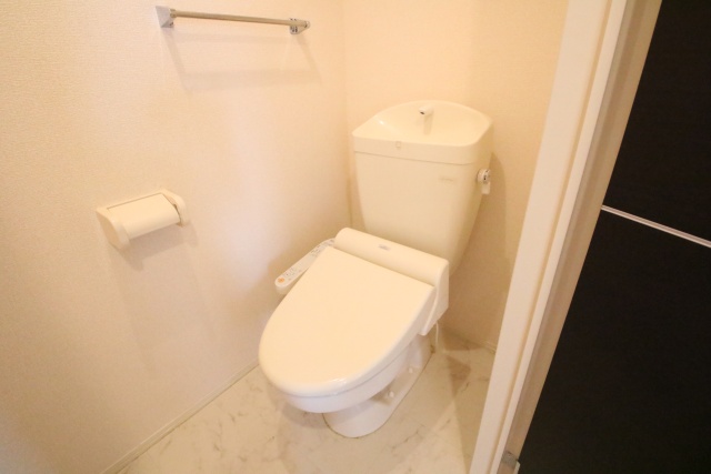 トイレ　別室の参考写真です。※現況優先