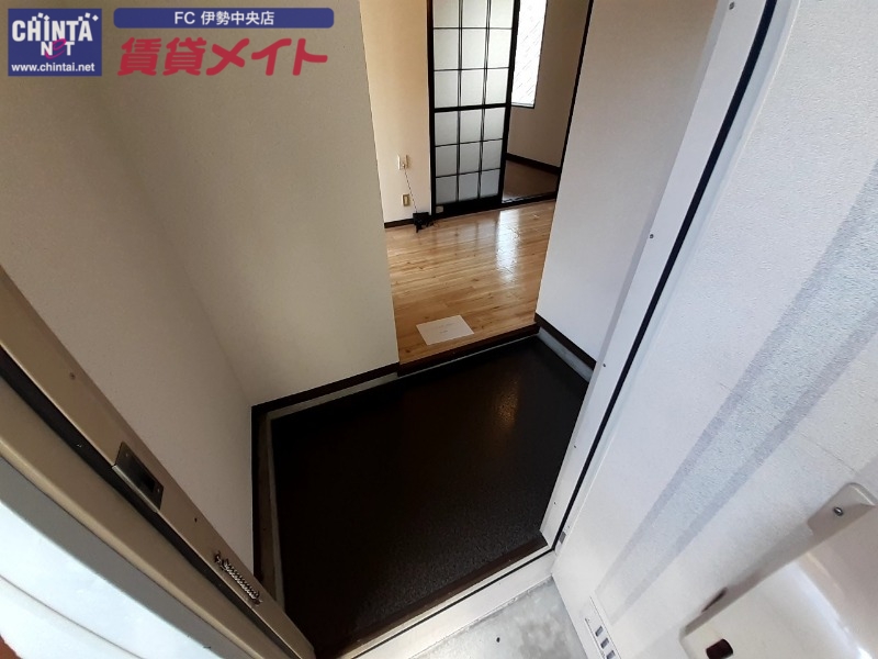 玄関　同型参考写真