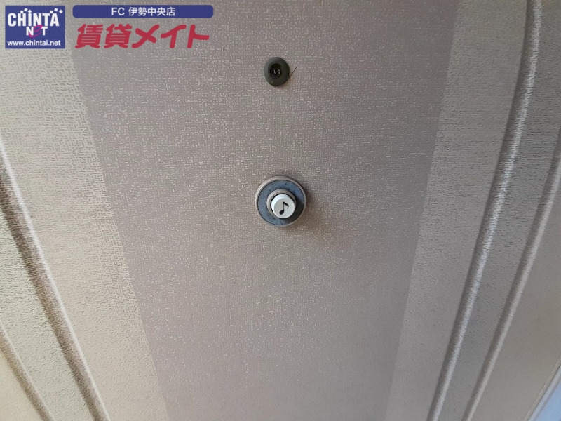 セキュリティ　同型参考写真