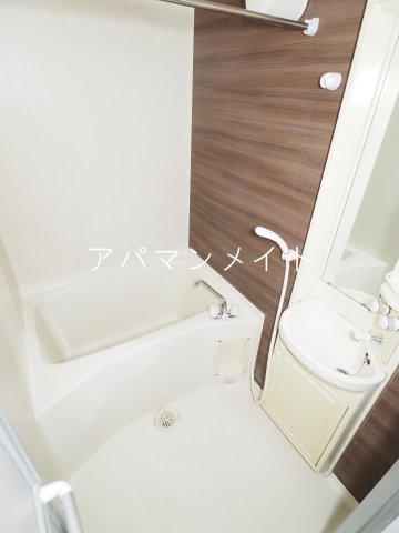 バス・シャワールーム　きれいなお風呂です