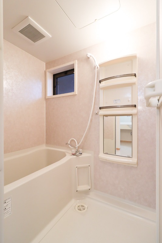 バス・シャワールーム　図面と現状に相違がある場合には現状を優先