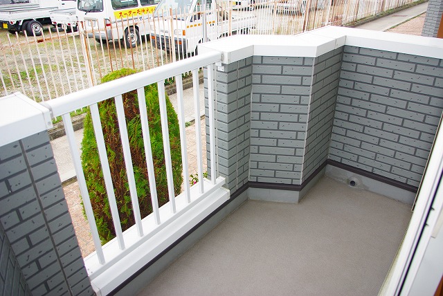 バルコニー　落ち着いた時間を過ごせるバルコニーです