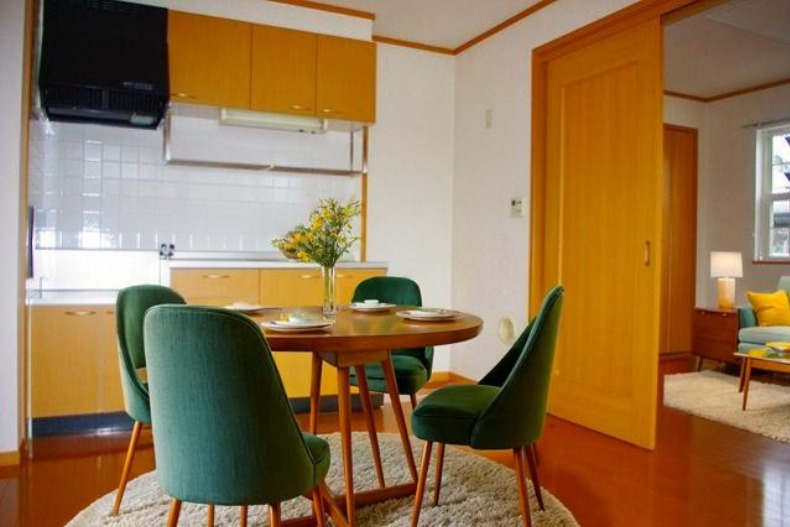 居室・リビング　CGで家具等を配置したもので家具等は含まれません