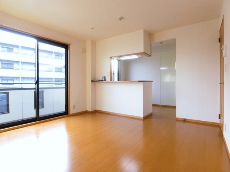 居室・リビング　図面と現状に相違がある場合には現状を優先