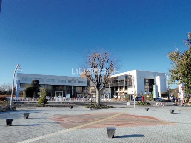 役所　伊奈町役場（役所）まで1030m