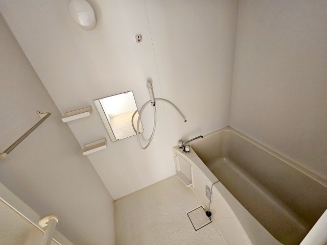 バス・シャワールーム　日々の疲れを癒すお風呂付です