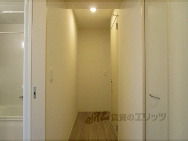 その他部屋・スペース　廊下