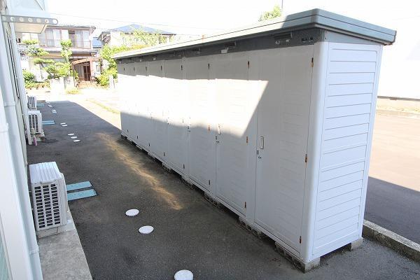 エントランス　物置