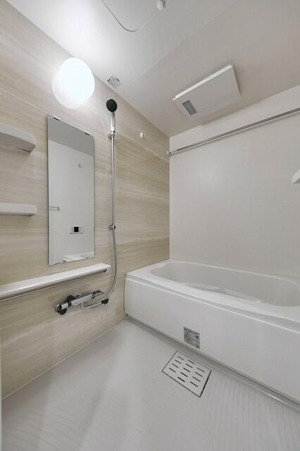 バス・シャワールーム　※写真は同タイプ住戸です。