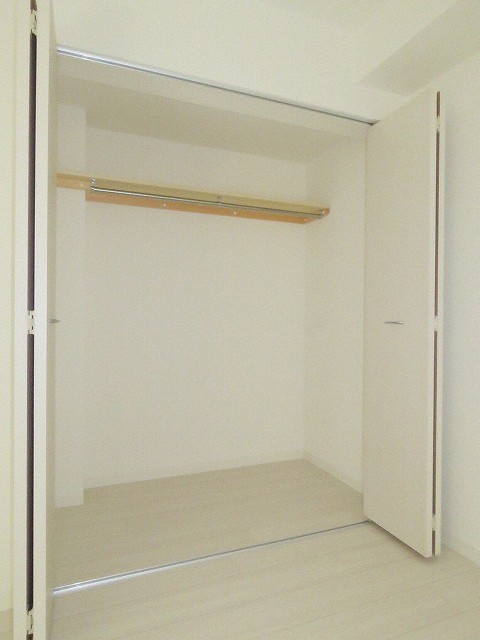 収納　大きめのクローゼット完備しています♪