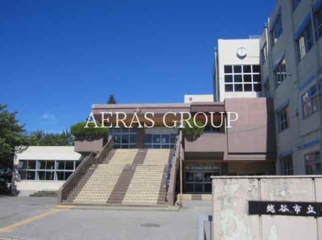 小学校　越谷市立西方小学校（小学校）まで940m