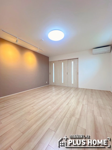 居室・リビング　類似写真