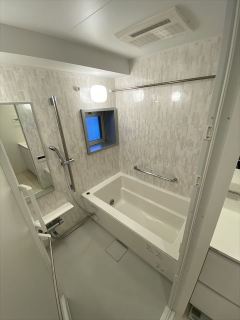 バス・シャワールーム　別部屋参考写真