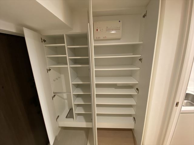 収納　別部屋参考写真