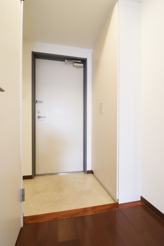 玄関　図面と現状に相違がある場合には現状を優先