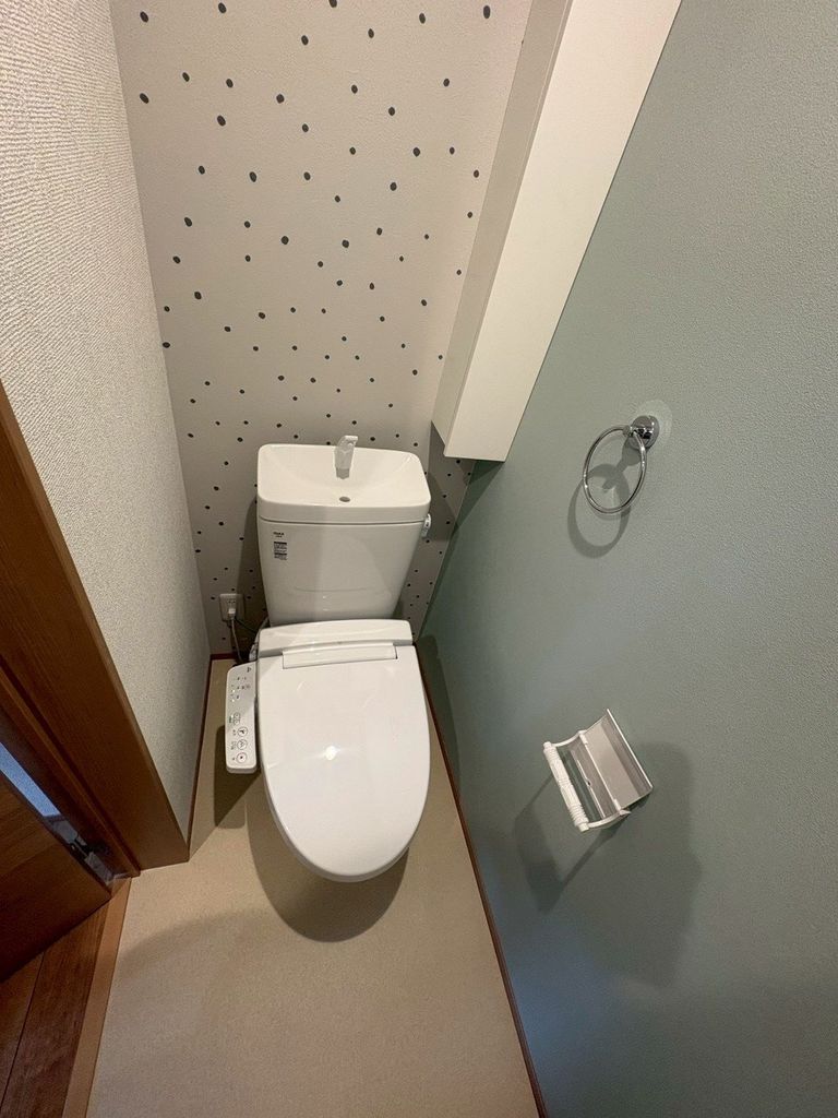 トイレ　トイレ