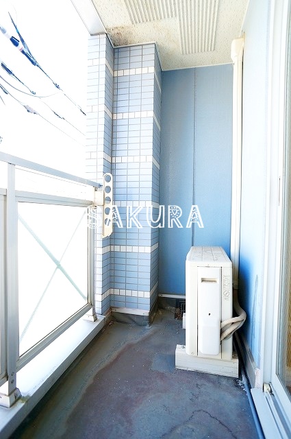 バルコニー　暖かな日差しのふりそそぐバルコニー♪