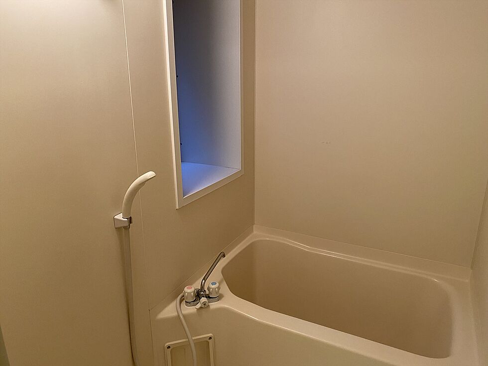 バス・シャワールーム　※別部屋の参考写真です。