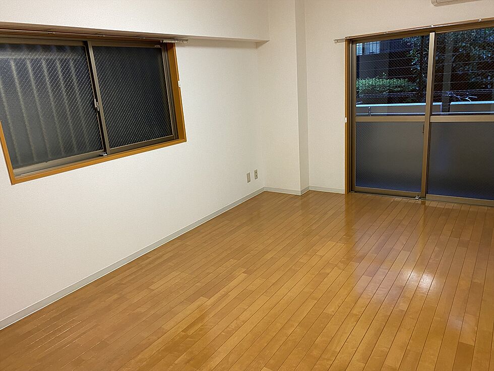 居室・リビング　※別部屋の参考写真です。