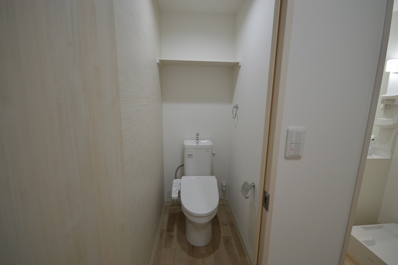 トイレ　現地優先