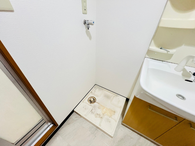 バルコニー　同一建物２０２号室の内装写真掲載