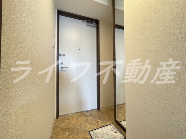 玄関　落ち着いた玄関です