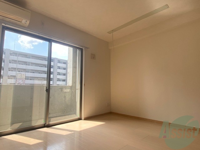 その他部屋・スペース　落ち着く雰囲気で寝心地が良さそう。ベッドはどこに置こうかな。