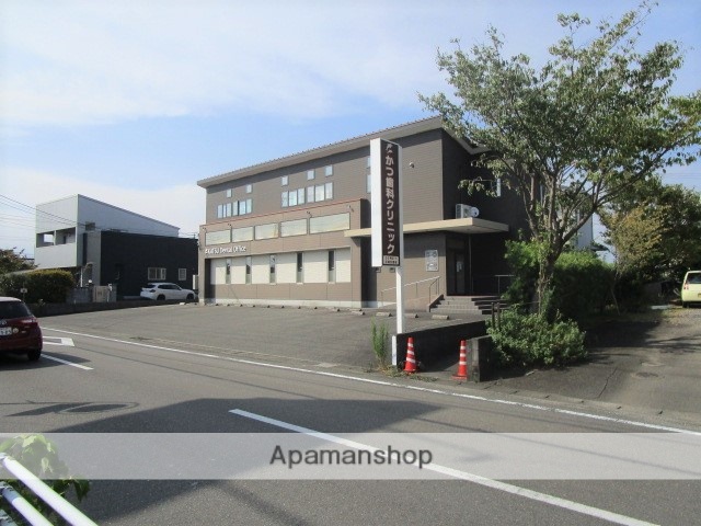 病院　かつ歯科クリニック（病院）まで525m