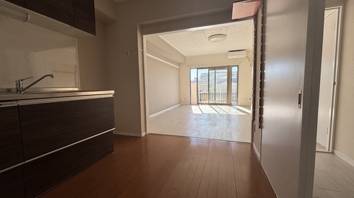 居室・リビング　リビングダイニングキッチン（内装前）