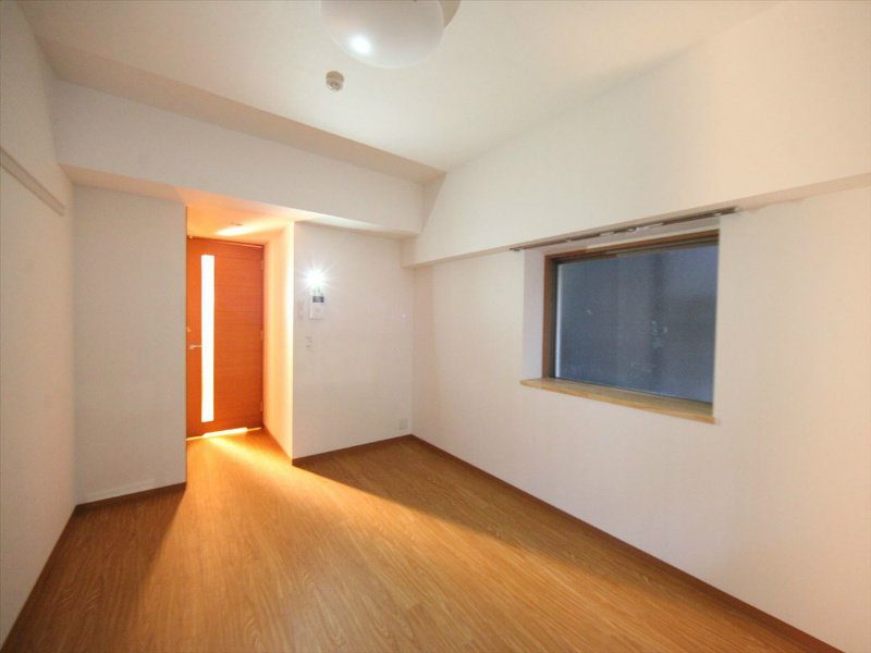 居室・リビング　洋室8.5帖　クローゼット付（収納充実してます）