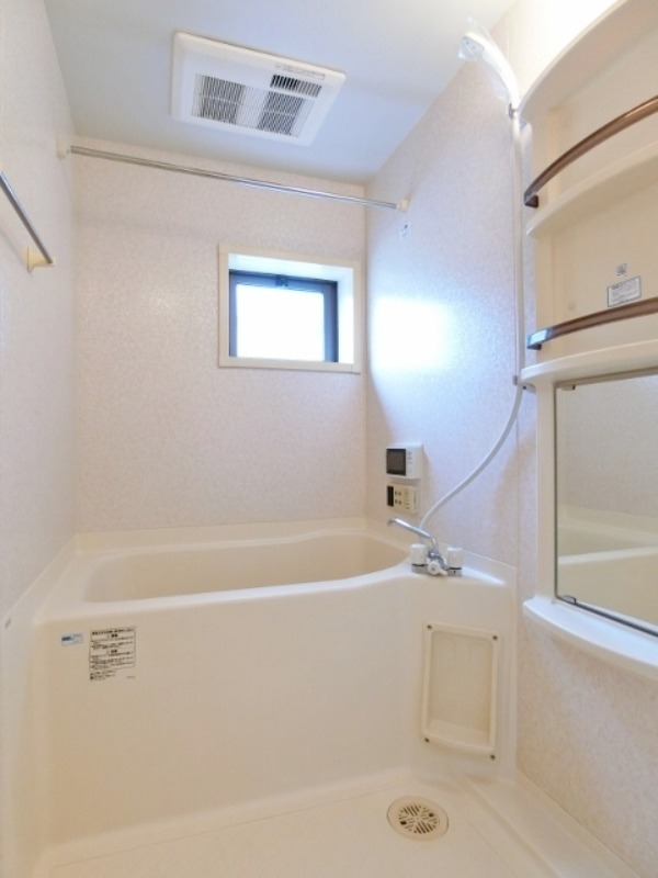 バス・シャワールーム　図面と現状に相違がある場合には現状を優先