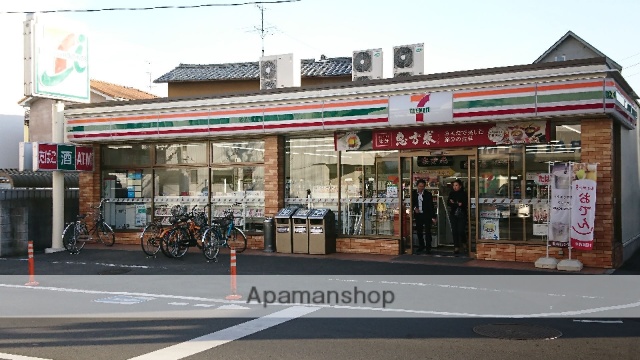 コンビニ　セブンイレブン（コンビニ）まで503m