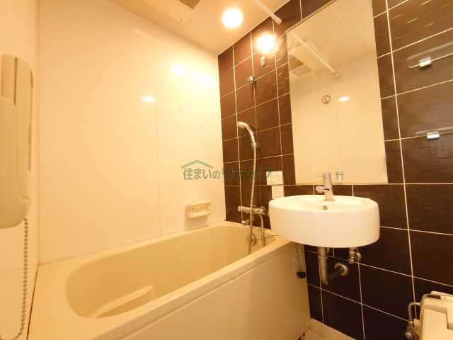 バス・シャワールーム　別部屋参考写真