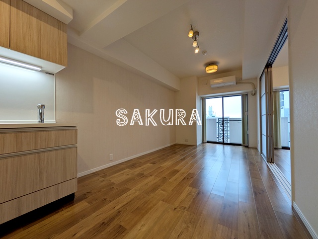 居室・リビング　使いやすい形の為、レイアウトを楽しめます♪