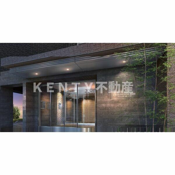 エントランス　落ち着いたエントランスです