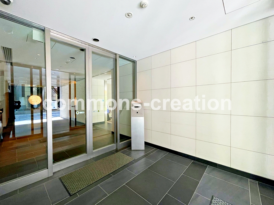 コンビニ　セブンイレブンヴィアイン赤坂店（コンビニ）まで184m