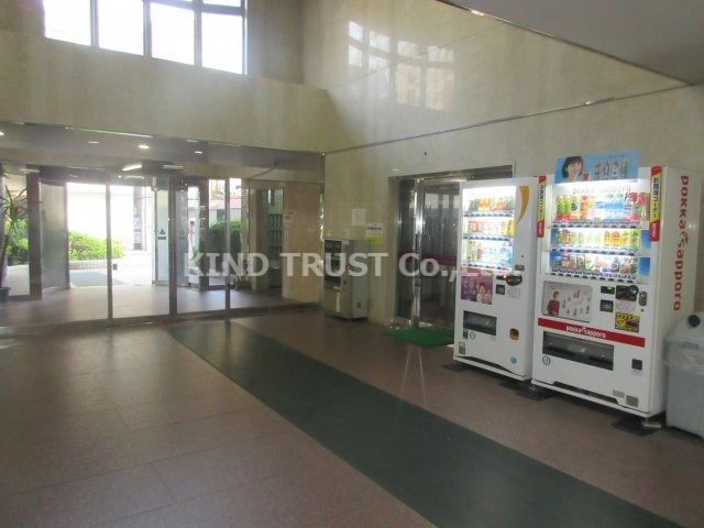 ロビー　建物の内部です