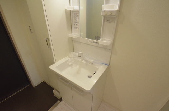 洗面設備　独立洗面化粧台付きでおすすめです！