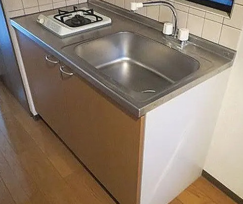 キッチン　別部屋の写真を使用しております。