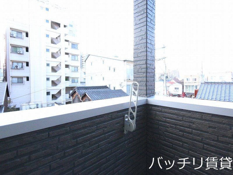 バルコニー　画像は、同型タイプの為、現状を優先いたします。