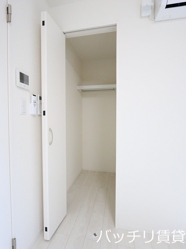 収納　画像は、同型タイプの為、現状を優先いたします。