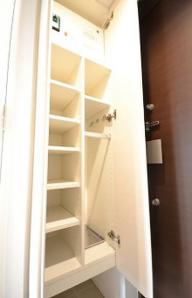 収納　シューズクローゼット